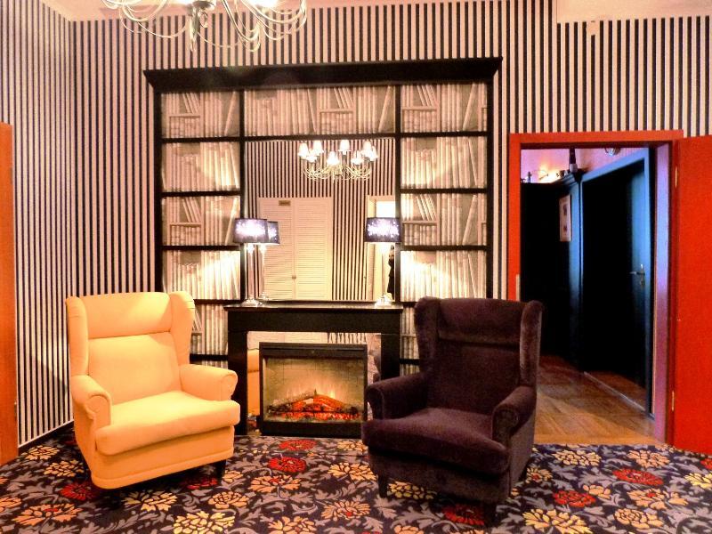 Hotel Schieferhof - Glaslust ノイウハウス・アム・レンヴェーク エクステリア 写真